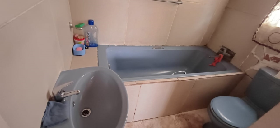 7 Bedroom Property for Sale in Haven Hills Eastern Cape